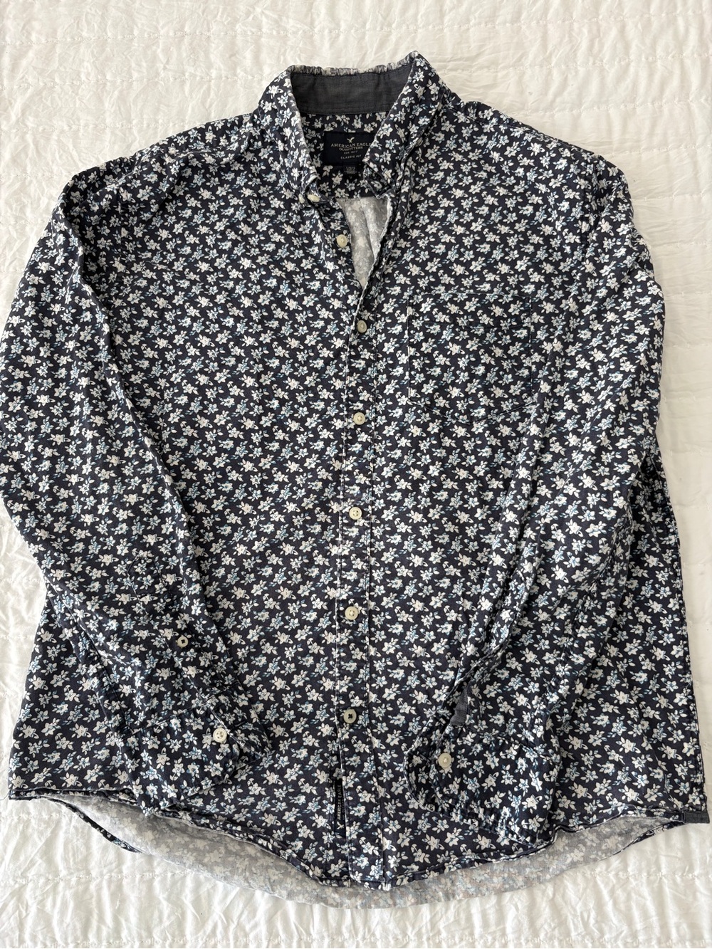 American Eagle Outfitters Navy and White Floral Button-Down Shirt